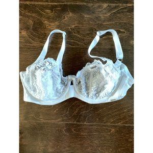 (34DD) La Vie En Rose white lace bra